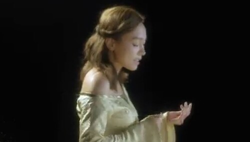 《精灵王座》推广曲MV 林采欣献唱《来不及再见》