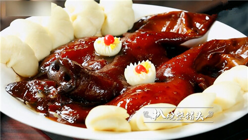 时尚美食20160127期：新年团圆 汇聚四方年夜饭