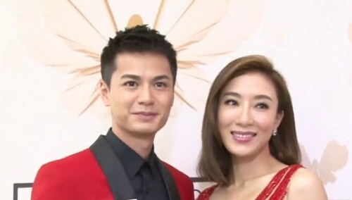 杨怡罗仲谦合体捞金 10月2日补摆喜酒