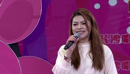2016超级女声长沙唱区海选：03388号陈烨《我是一只小小鸟》