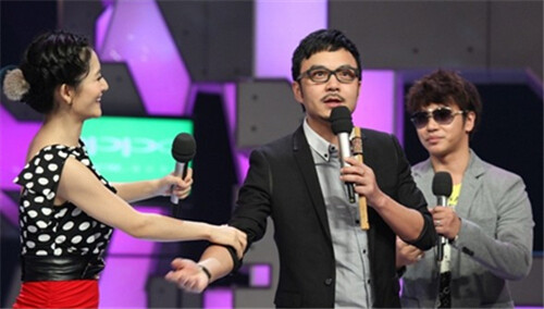 快乐大本营20120107期：汪涵欧弟跨台“过招”快乐家族