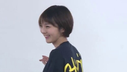 超女合体玩坏评委好嗨森 朱桦金曲《听吧》原景再现