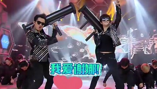 《快乐大本营》王祖蓝cut：神级coser上线！梁朝伟张杰全部都是“我”