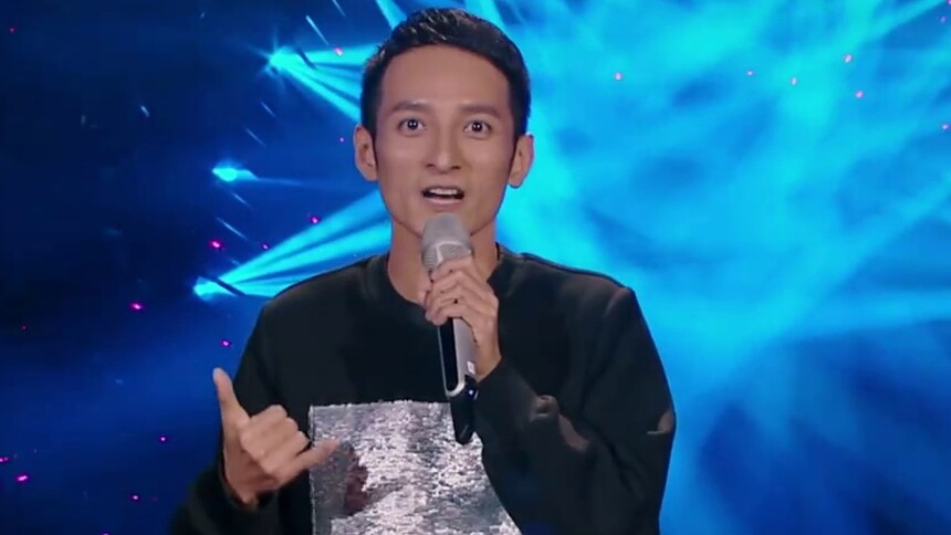 维嘉“黑科技”衣服狂吸眼球 预言张杰排名