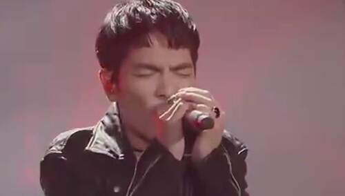 《歌手》决赛之夜回望：焕新燃团狮子合唱团 越战越勇摇滚到底