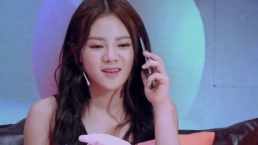 张祎涵这套路大写服！大胆告白张弛撩到脸红