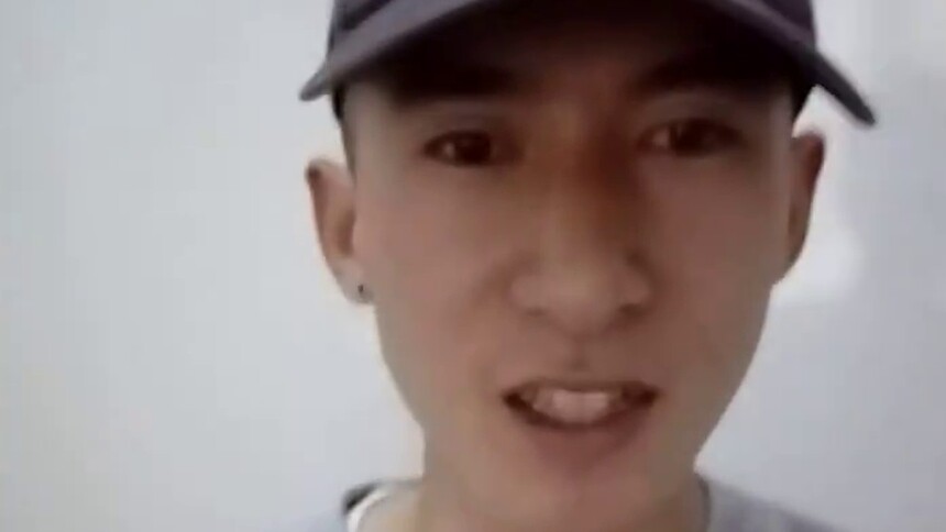 2017快乐男声报名选手王锐辰：帅气小伙演唱《情非得已》