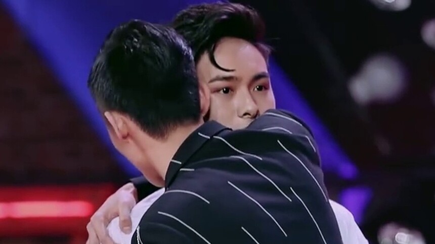 爱豆孵化ING：昔日好友变对手 深扒洪雨雷黄榕生情变始末