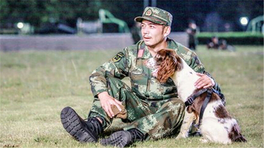 奇兵神犬20171215期：姜潮张馨予尬戏停不下 “老顽童”杨烁玩套路秒变土豪