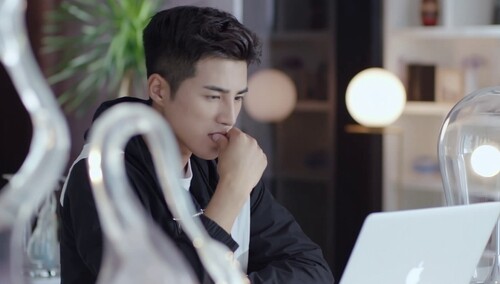 《我站在桥上看风景》精粹篇：姜潮痴情守护李溪芮