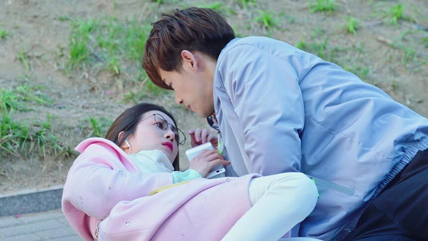 《东山晴后雪》第1集看点：李溪芮刘冬沁神秘邂逅