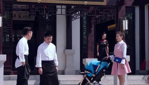 周丽娜扬眉吐气？一到店就凶员工，殊不知背后被骂惨了…