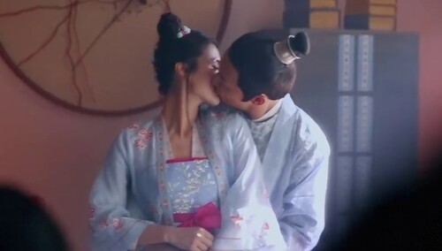 《颤抖吧阿部之朵星风云》幕后花絮：吻戏battle开始！阿部麻烦你张一张嘴