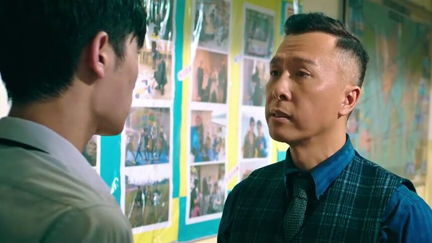 《大师兄》“报复校园”预告 甄子丹用拳头教书吓傻王晶