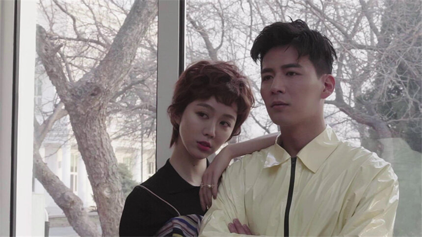 【香蕉街拍】姜妍&魏千翔：青春不老，我们不散 ChicBanana