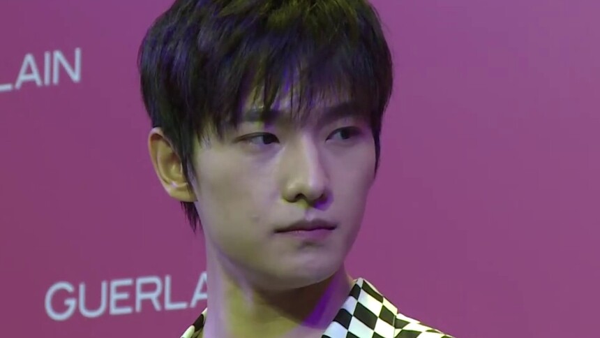 惊现成都“小杨幂”，现场告白杨洋，竟然惨遭拒绝？