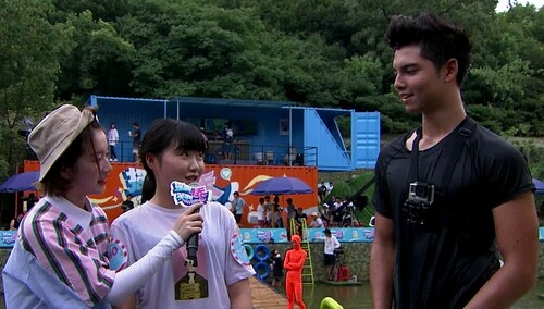 《摇啊笑啊桥》8月9日看点：韩悦小哥哥帅得让人挪不开眼！