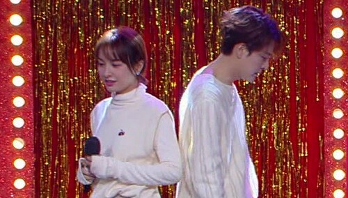 徐海乔吴昕《雪落下的声音》 甜蜜对唱温暖整个冬天