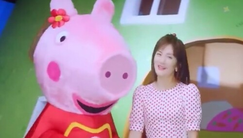 快本“营响力”：谢娜献声《小猪佩奇过大年》主题曲 欢喜刷屏送福全国宝贝