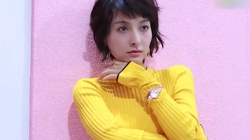 《宝藏闺女》：#徐海乔为吴昕庆生#祝世上独一无二的你，找到专属于自己的那份美好生活！