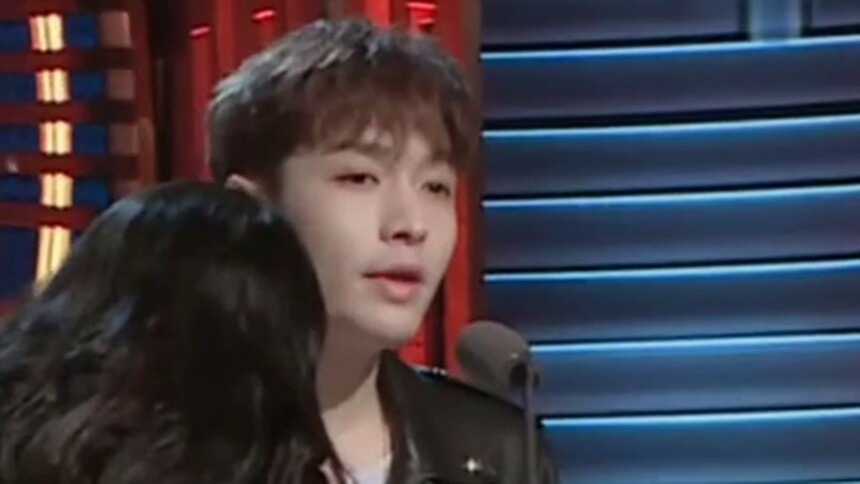 张艺兴《吐槽大会》彩排花絮 行走的小曲库张艺兴清唱超帅了