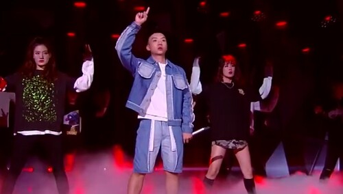 杨和苏《命不由天》完整版舞台超燃上线