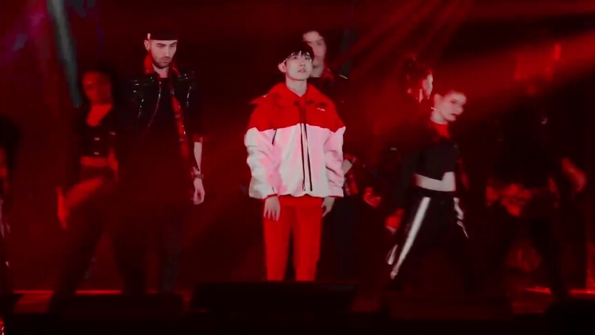 易烊千玺《Growing》