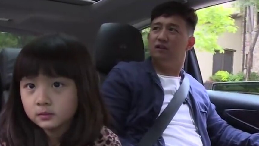 黄磊录节目自带马桶神器