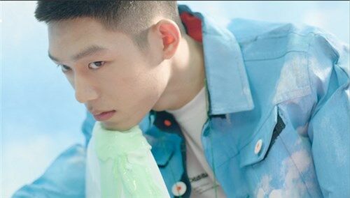 【YOHO!GIRL】王锵：狗屎运与白日梦男孩