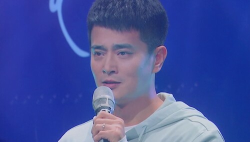 纯享版：刘岩情绪炸弹《练习曲》炸翻全场 感情丰富超动人