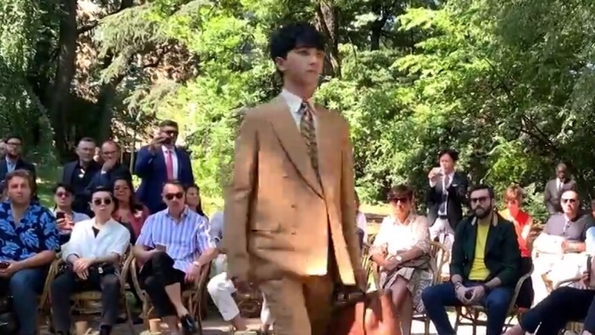 【IF时尚】麻豆洲你好 许魏洲登台FENDI米兰男装周秀场