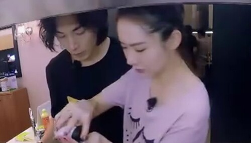 只看戚薇&李承铉：李承铉为戚薇开串串店太宠溺