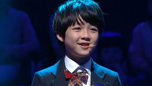 少年天团秒变葫芦娃 黄星羱完虐火星憨豆