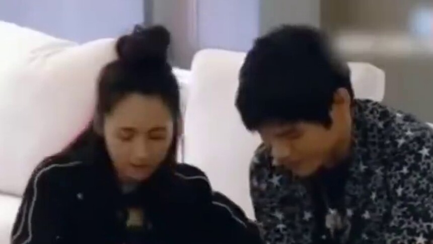 向佐为郭碧婷准备台湾婚礼，连婚纱公仔都是“美女与野兽”，贴心的向佐