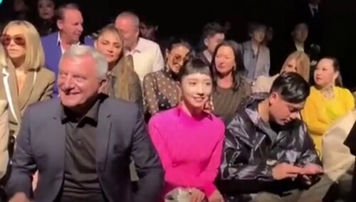 【IF时尚】孟美岐亮相米兰时装周春夏大秀，新发型又A又可爱哟