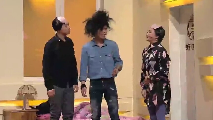 《我们都爱笑》4月19号看点：唐嫣曹然然拜堂 宁桓宇惊现冲天爆炸头