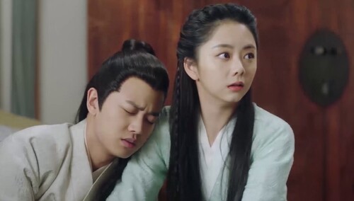 绎儿要和姐姐睡之我是一条小青龙