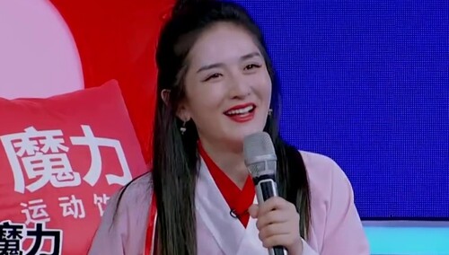 谢娜曾在《射雕英雄传》饰演华筝？ 嗨唱现场开启视频考古