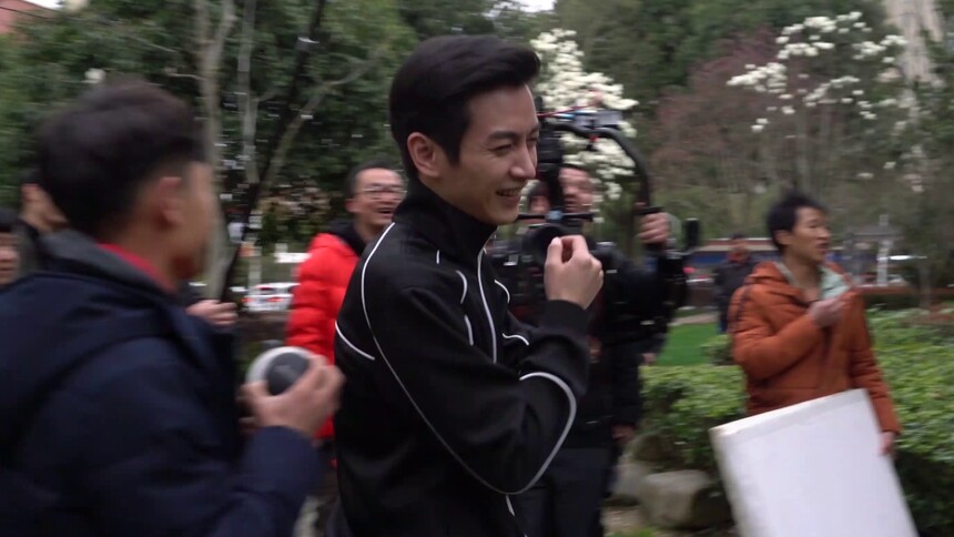 《了不起的儿科医生》独家花絮：陈晓奇奇怪怪的笑点 王子文坐姿太man