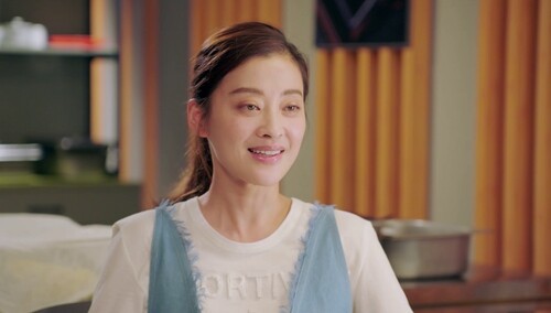 《我的不惑青春》第36集看点：小鲜肉男友？沛瑾和李翔吃饭被误会