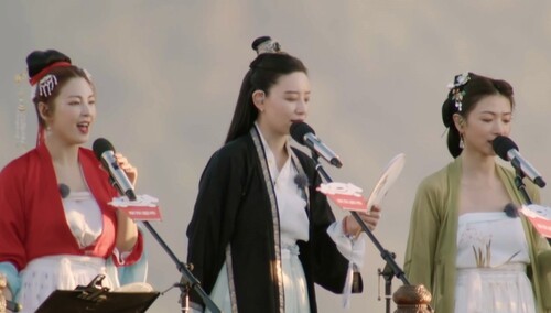 路演纯享：X-SISTER《前世今生》再唱经典 黄龄绝美演奏古筝