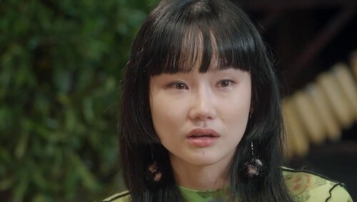 孟佳黄龄听情歌集体泪崩 但没想到哭得最惨的是赵兆老师