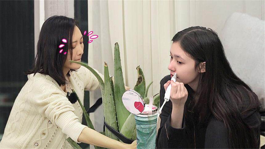 我家那闺女第二季第2期：王鸥倪妮揭女演员番位之争 宋茜曝与萌宠的温馨日常