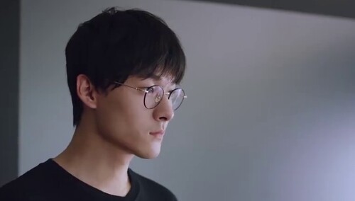 《下一站是幸福》第24集看点：菜瓜向贺灿阳请教情感问题
