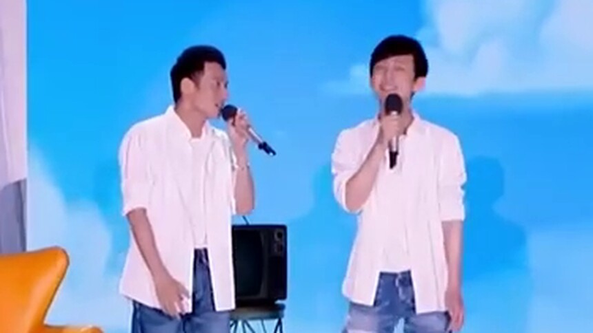 快乐家族成员为何炅庆生！