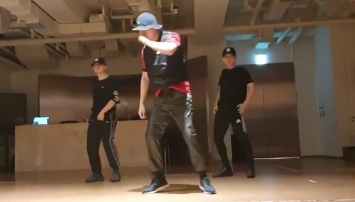 南韩舞王EXO金钟仁(KAI)《Confession》练习室公开