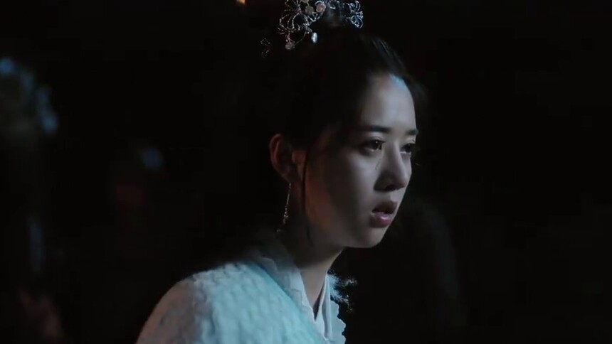 第1集就原地去世的女主角？刘玉瑶为爱跳崖