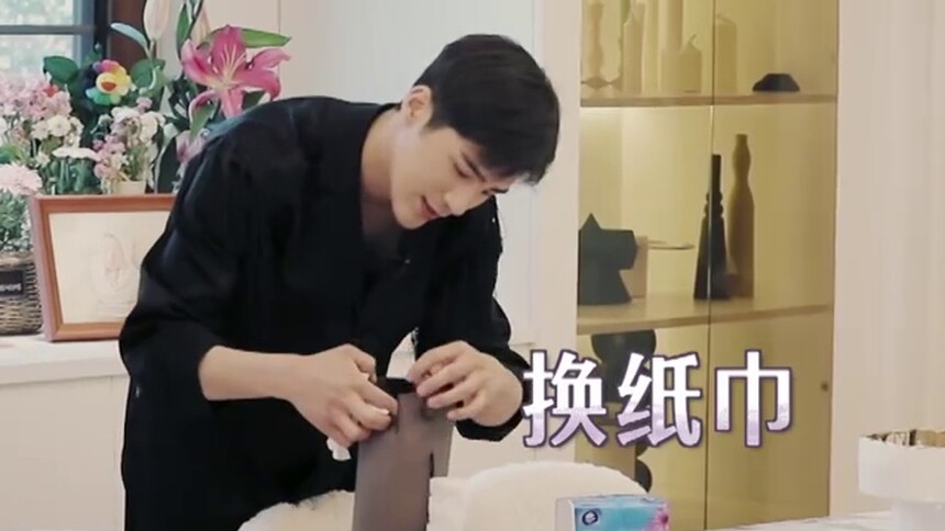 程莉莎探望麦迪娜，姜潮瞬间转职成为男保姆