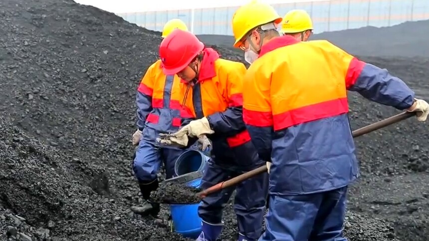 长沙 王晓霞：铿锵玫瑰 火电“口粮”的把关人