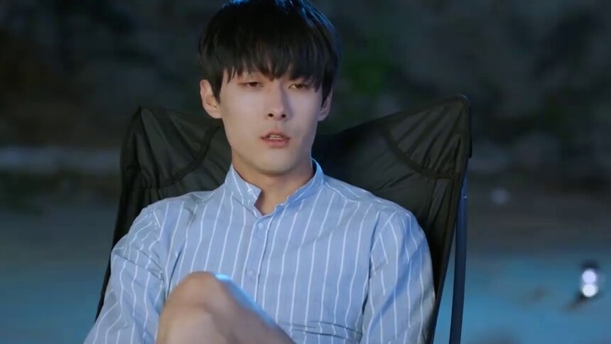 林唐僧碎碎念 筱心听到头裂开